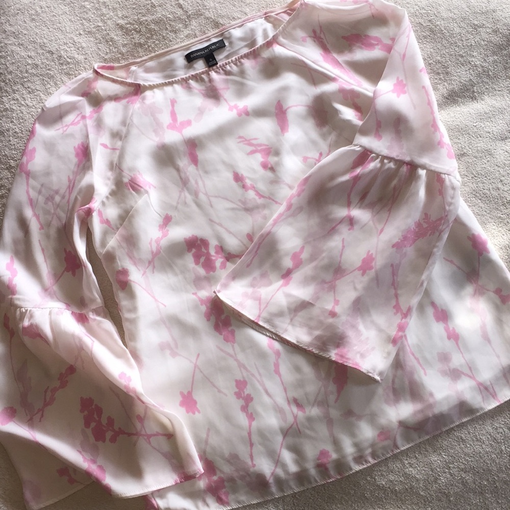Banana Republic White & pink chiffon blouse